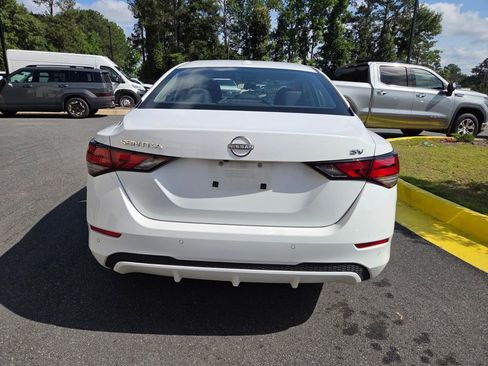 Used 2024 Nissan Sentra SV FWD image 4