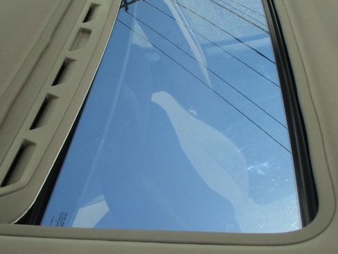 Used 2006 Subaru Legacy 2.5i Special Edition image 10