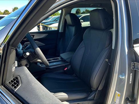 New 2026 Acura MDX SH-AWD image 9