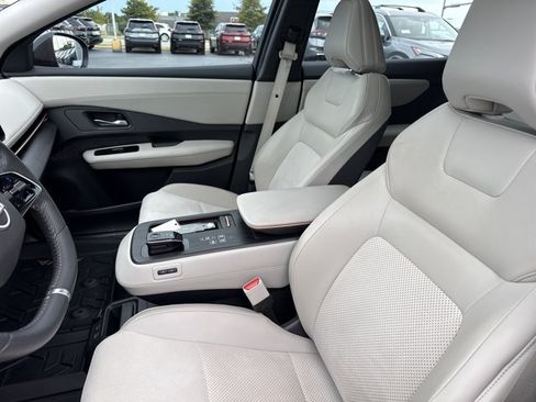 Certified 2024 Nissan Ariya AWD image 5