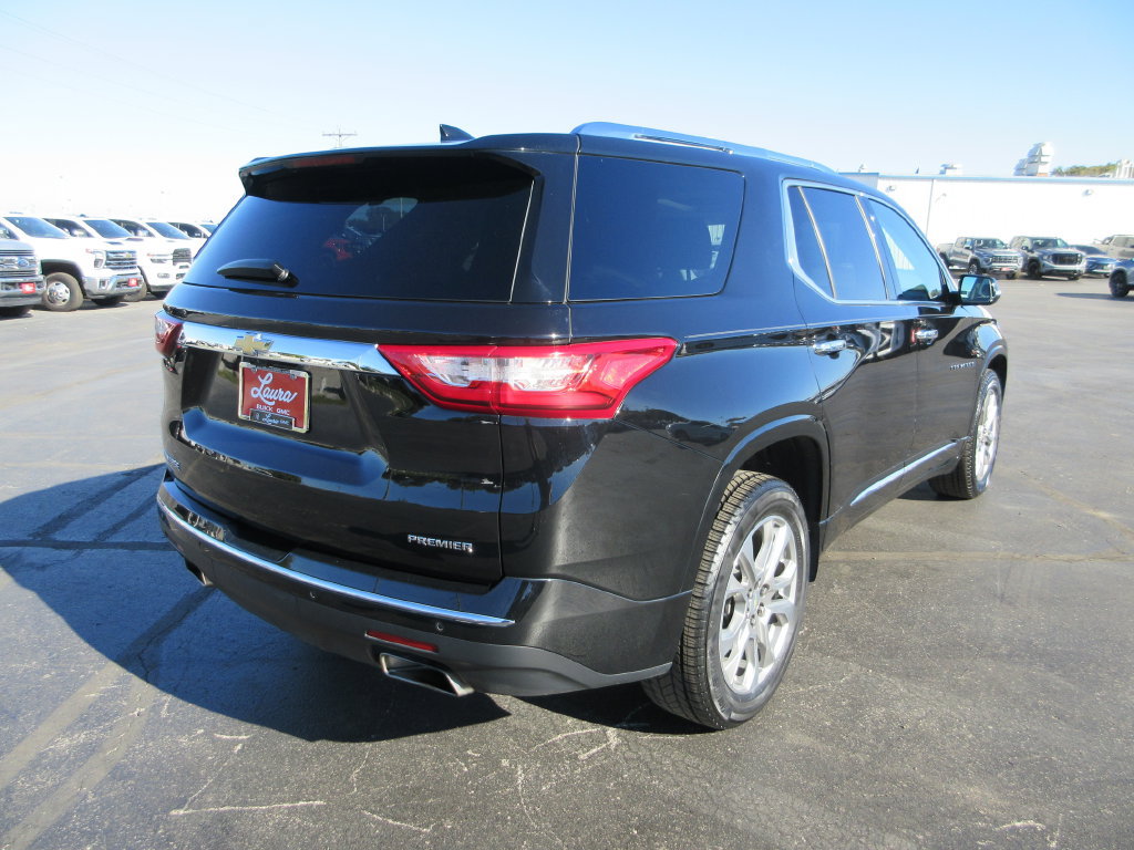Used 2019 Chevrolet Traverse Premier w/ Driver Confidence II Package FWD image 4