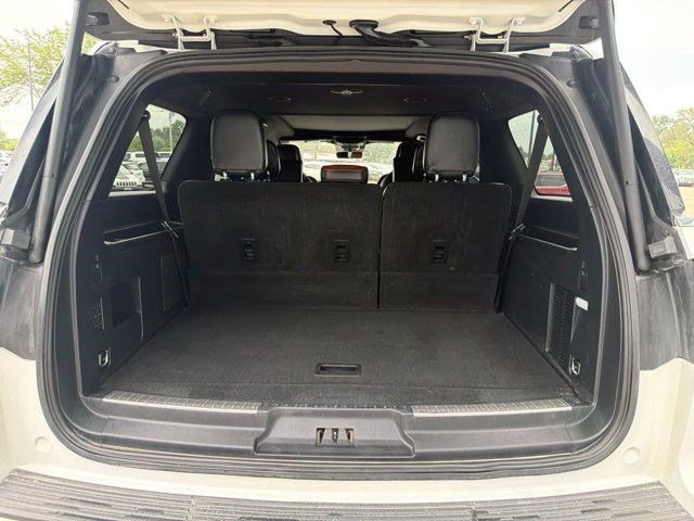 Used 2020 Lincoln Navigator L Reserve w/ Equipment Group 208A Reserve AWD/4WD image 18