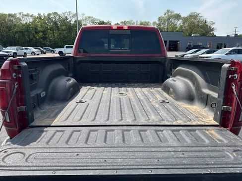 Used 2026 RAM 3500 Big Horn AWD/4WD image 9