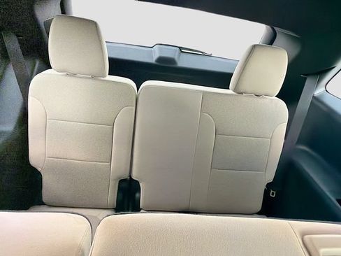Used 2022 Chevrolet Traverse LS w/ Midnight/Sport Edition FWD image 20