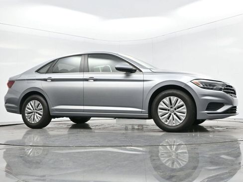 Used 2019 Volkswagen Jetta S image 40