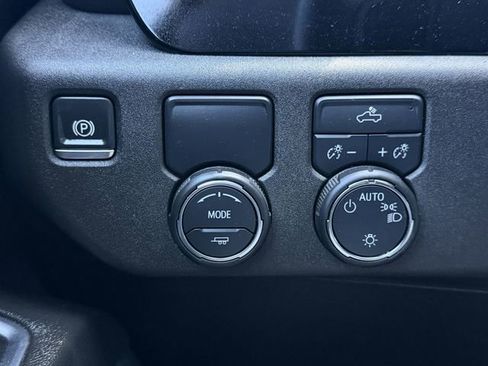 Used 2025 Chevrolet Silverado 1500 LT w/ Texas Edition Plus image 22