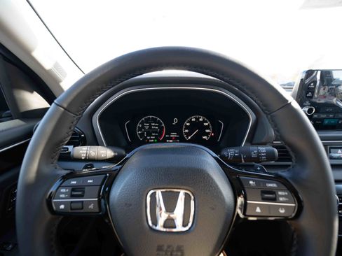 New 2025 Honda Pilot EX-L image 15