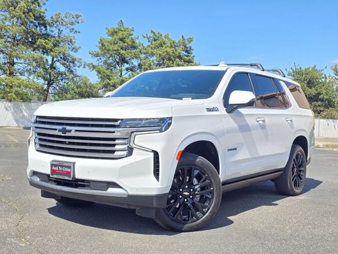 Used 2024 Chevrolet Tahoe High Country w/ Advanced Technology Package AWD/4WD image 33