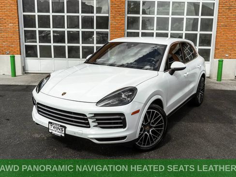 Used 2019 Porsche Cayenne AWD/4WD image 2