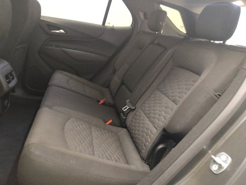 Used 2018 Chevrolet Equinox LT FWD image 18