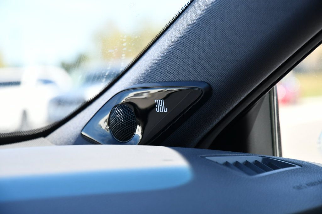 Used 2019 Toyota Avalon Limited w/ Advanced Safety Package FWD image 18
