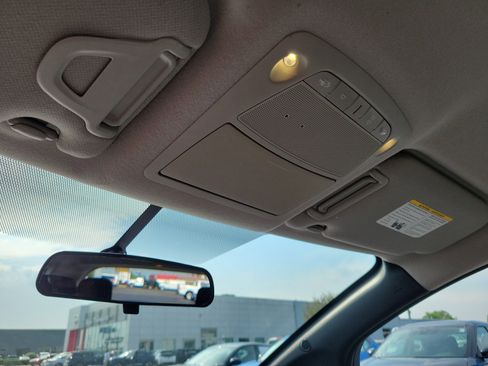 Used 2013 Nissan Leaf S image 30