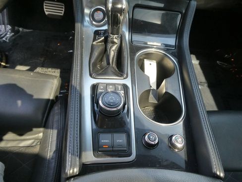 Used 2016 Nissan Maxima SR FWD image 25