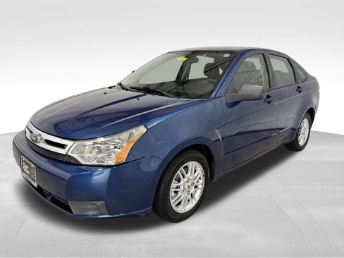 Used 2009 Ford Focus SE image 1