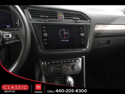 Used 2020 Volkswagen Tiguan SEL w/ 3rd Row Seat Package AWD/4WD image 9