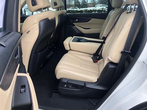 Certified 2023 Acura MDX SH-AWD w/ Advance Package image 30