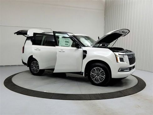 New 2026 Nissan Armada Platinum image 9