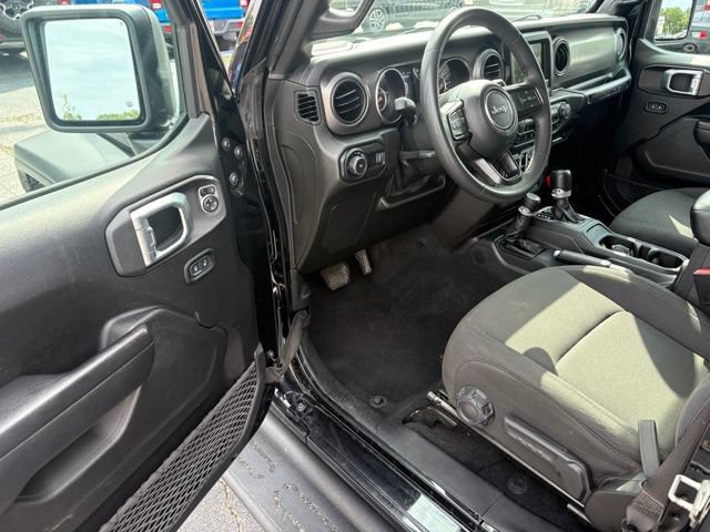 Used 2023 Jeep Wrangler Unlimited Sport AWD/4WD image 22