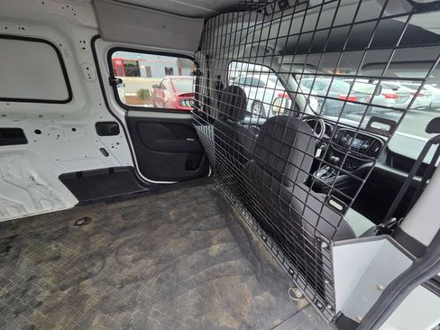 Used 2017 RAM ProMaster City Tradesman SLT w/ Rear Back-up Camera Group image 17