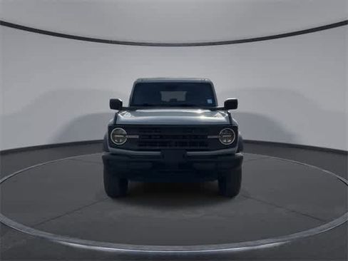 Used 2022 Ford Bronco Base image 3