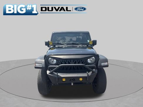 Used 2020 Jeep Gladiator Sport w/ Quick Order Package 24S AWD/4WD image 5