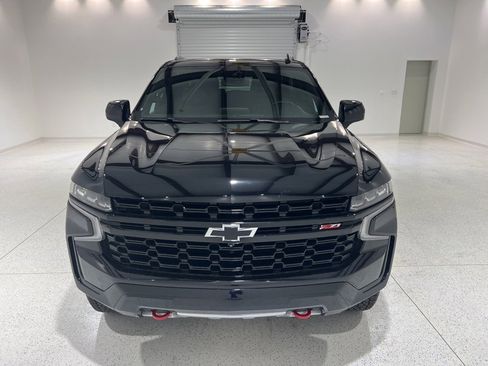 Used 2023 Chevrolet Suburban Z71 w/ Luxury Package image 7