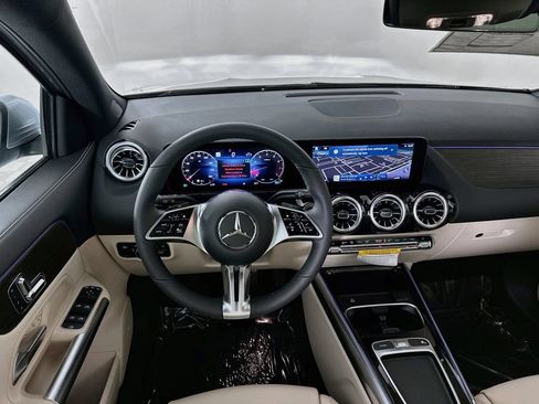 Certified 2026 Mercedes-Benz GLA 250 image 22