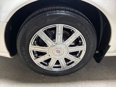 Used 2008 Cadillac DTS FWD image 12