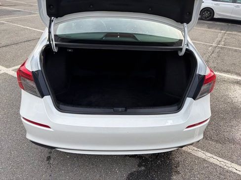 Used 2024 Honda Civic Sport image 7