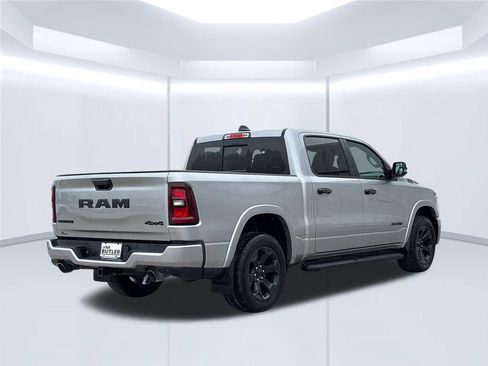 Used 2025 RAM 1500 Big Horn AWD/4WD image 8