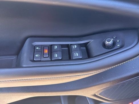 Used 2023 Jeep Grand Cherokee Limited w/ Trailer Tow Prep Group (B) image 15