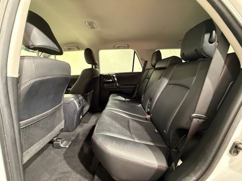 Certified 2024 Toyota 4Runner TRD Off-Road Premium image 18