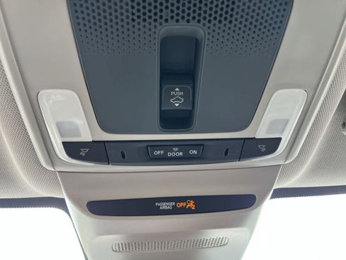 New 2026 Honda HR-V EX-L image 26