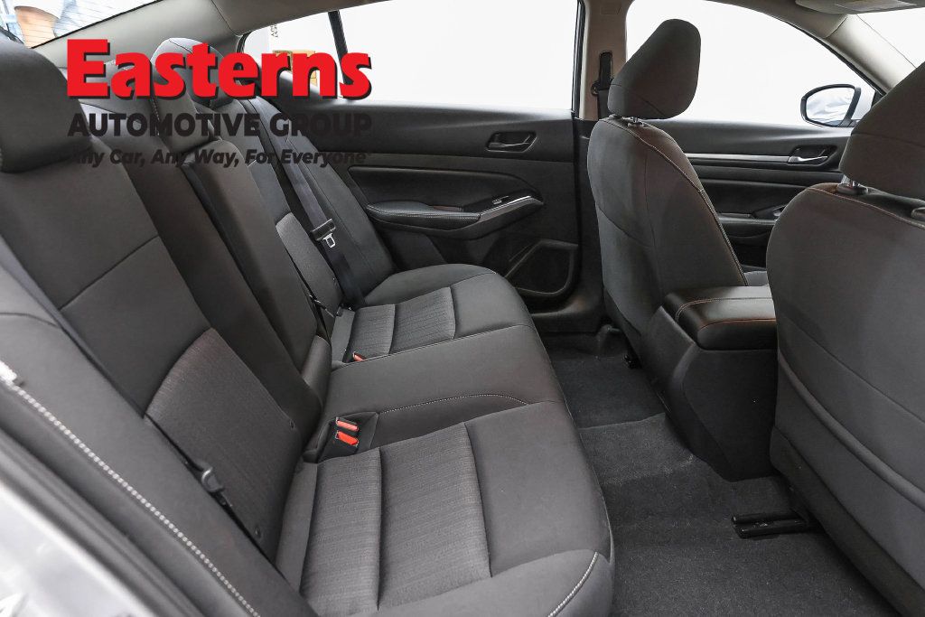 Used 2023 Nissan Altima 2.5 SV FWD image 25