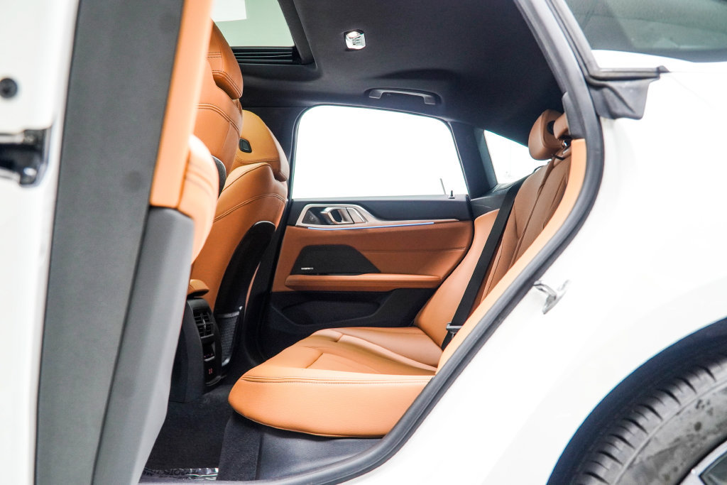 Used 2023 BMW i4 eDrive40 w/ Premium Package RWD image 42
