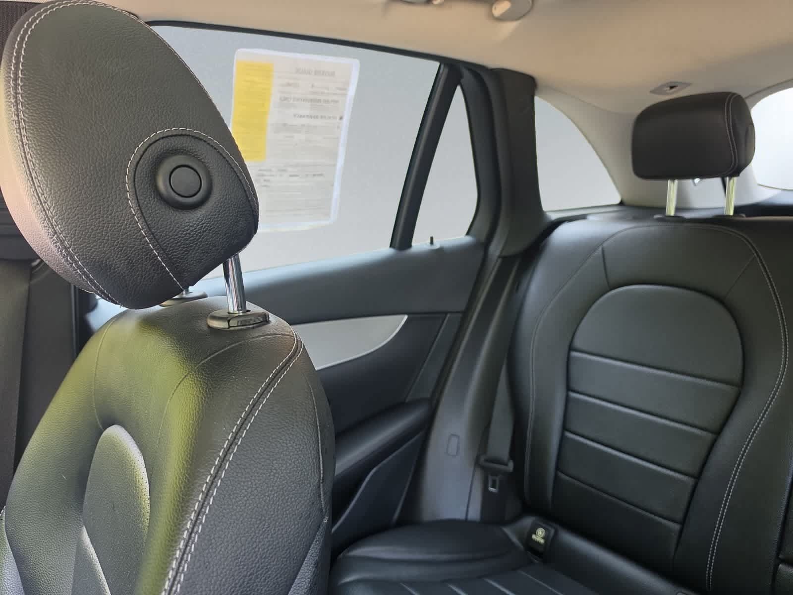 Used 2019 Mercedes-Benz GLC 300 4MATIC w/ Premium Package image 13
