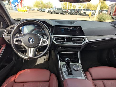 Used 2022 BMW 330e w/ M Sport Package image 15