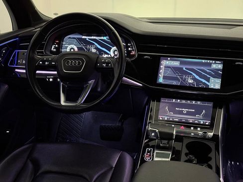 Used 2021 Audi Q7 3.0T Prestige w/ Prestige Package image 31