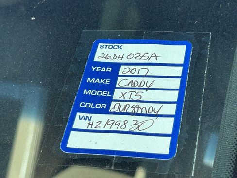 Used 2017 Cadillac XT5 FWD w/ LPO, Wheel Lock Package image 11