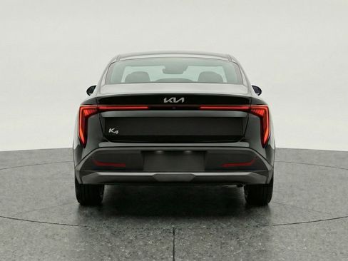 Used 2025 Kia K4 LXS image 7