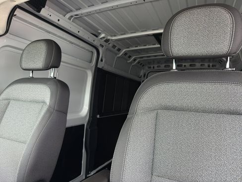 New 2026 RAM ProMaster 2500 w/ Convenience Group FWD image 26