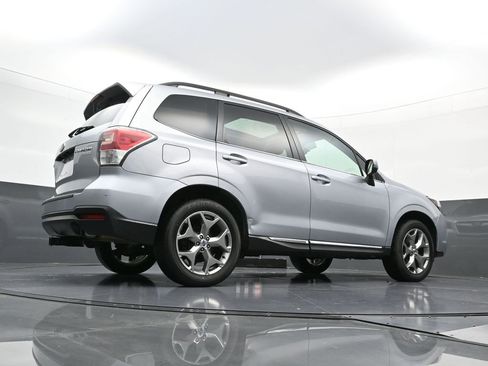 Used 2017 Subaru Forester 2.5i Touring w/ Popular Package #2 image 27