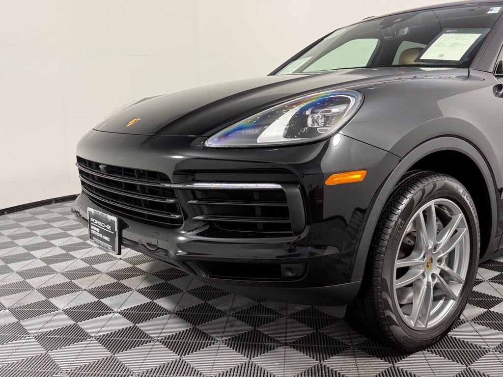 Certified 2023 Porsche Cayenne AWD/4WD image 11