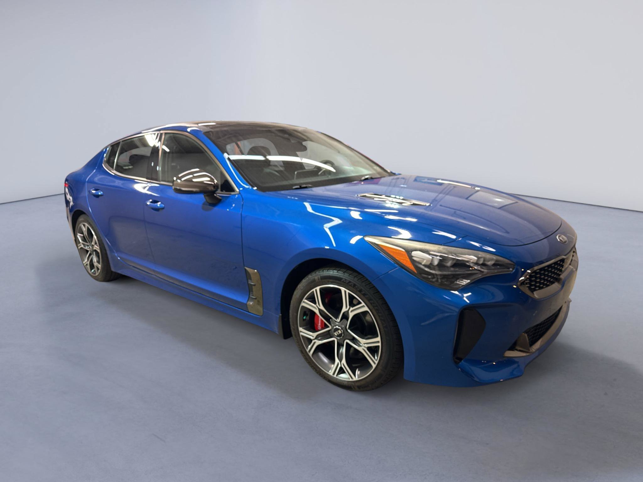 Used 2018 Kia Stinger GT1 AWD/4WD image 1