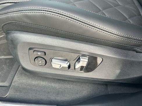 New 2026 BMW X5 M60i image 25