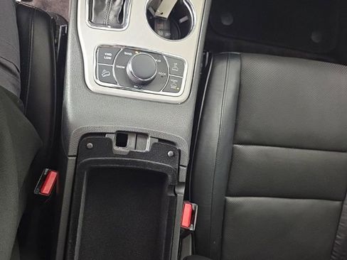 Used 2018 Jeep Grand Cherokee Summit w/ Platinum Series Group AWD/4WD image 23