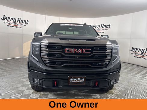 Used 2022 GMC Sierra 1500 AT4X image 4