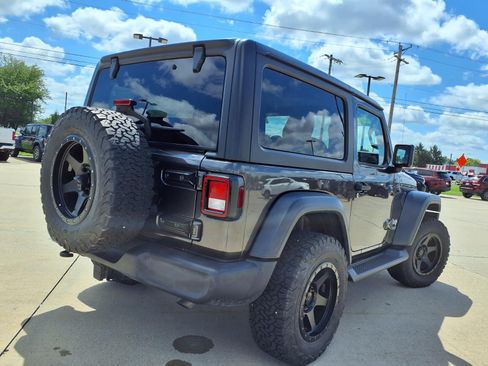 Certified 2020 Jeep Wrangler Sport AWD/4WD image 31