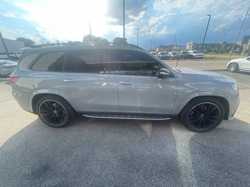 Used 2026 Mercedes-Benz GLS 580 4MATIC image 6
