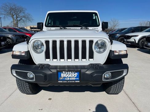 Used 2021 Jeep Wrangler Unlimited Sahara w/ Cold Weather Group image 3